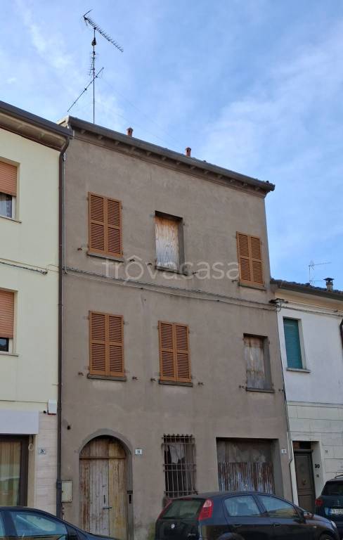 casa indipendente in vendita a Lugo