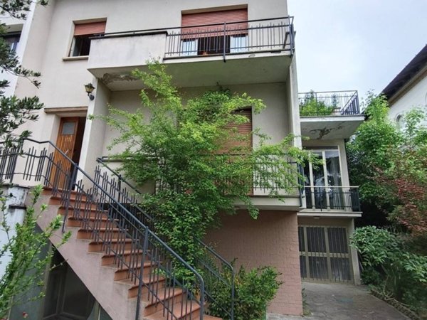 casa indipendente in vendita a Lugo