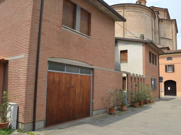 casa indipendente in vendita a Lugo