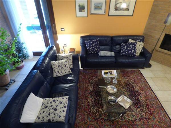casa indipendente in vendita a Lugo