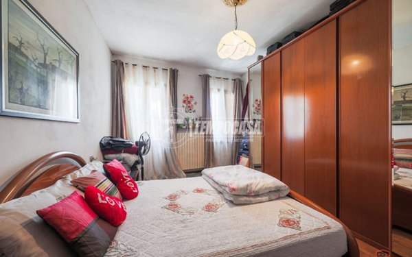 casa indipendente in vendita a Lugo