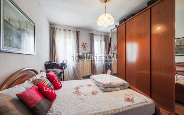 casa indipendente in vendita a Lugo