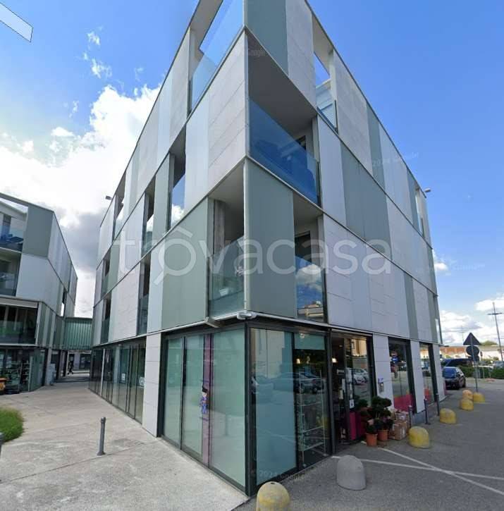 negozio in vendita a Lugo