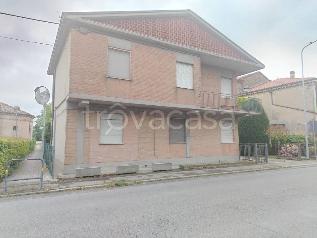 casa indipendente in vendita a Lugo in zona Villa San Martino