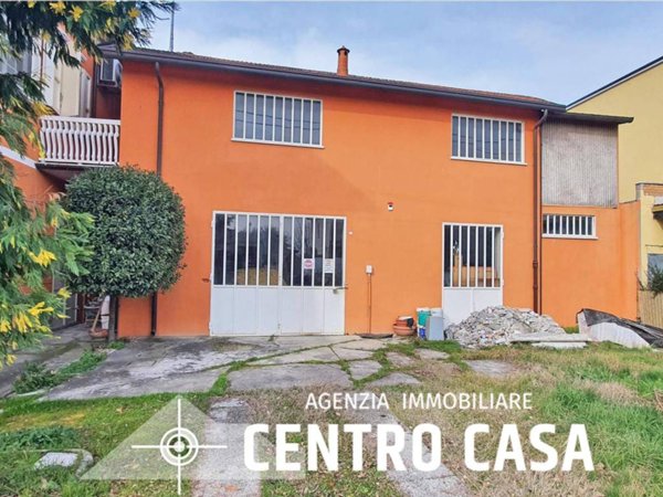 casa indipendente in vendita a Lugo