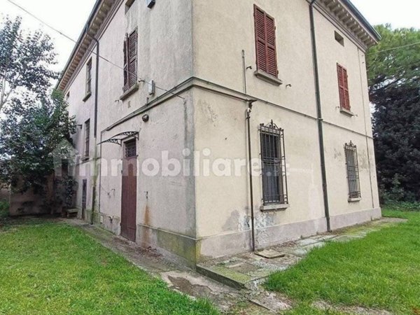 casa indipendente in vendita a Lugo in zona Ascensione