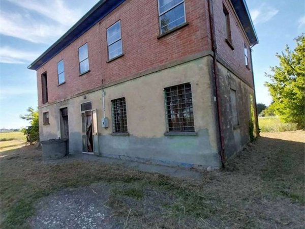 casa indipendente in vendita a Lugo in zona Belricetto