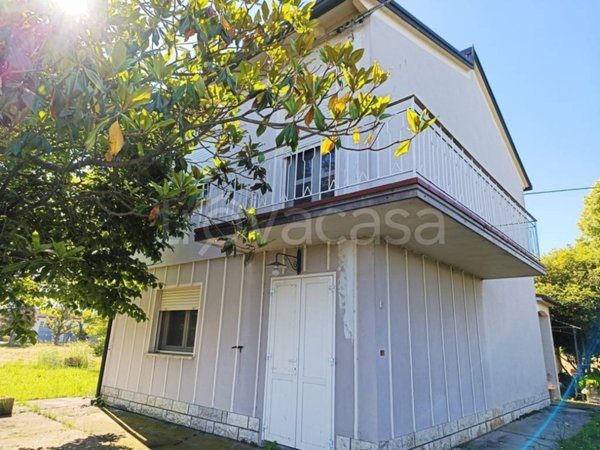 casa indipendente in vendita a Lugo in zona Voltana