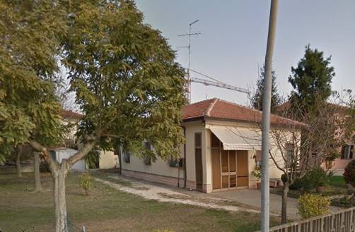 casa indipendente in vendita a Lugo in zona Ca' di Lugo