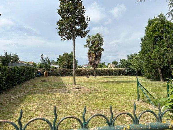 casa indipendente in vendita a Lugo