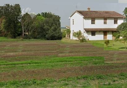 casa indipendente in vendita a Lugo
