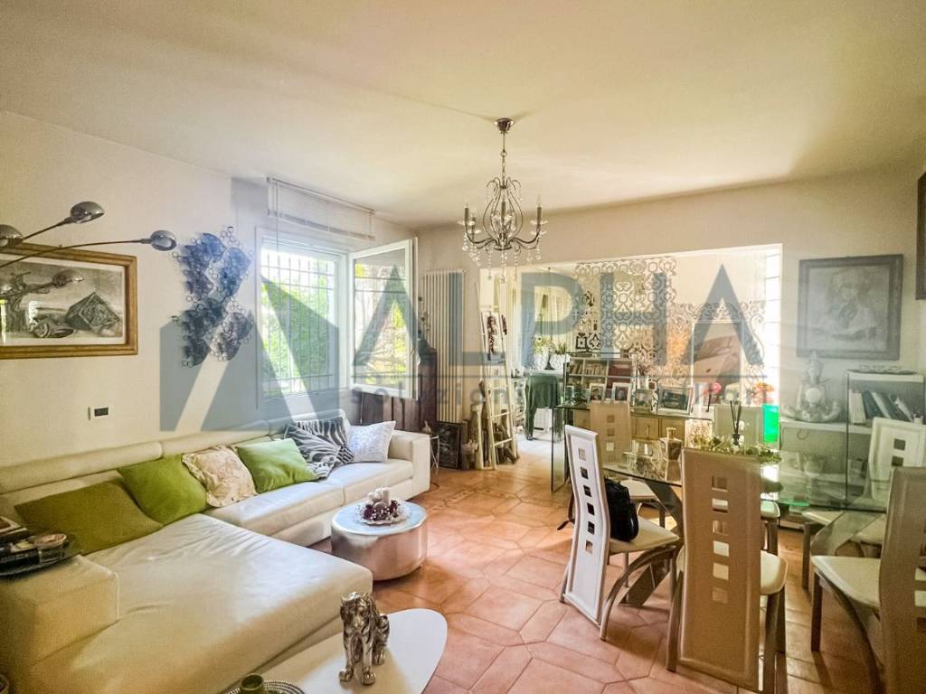 casa semindipendente in vendita a Lugo