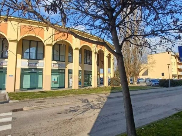 ufficio in vendita a Lugo