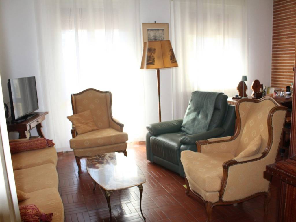 casa indipendente in vendita a Lugo