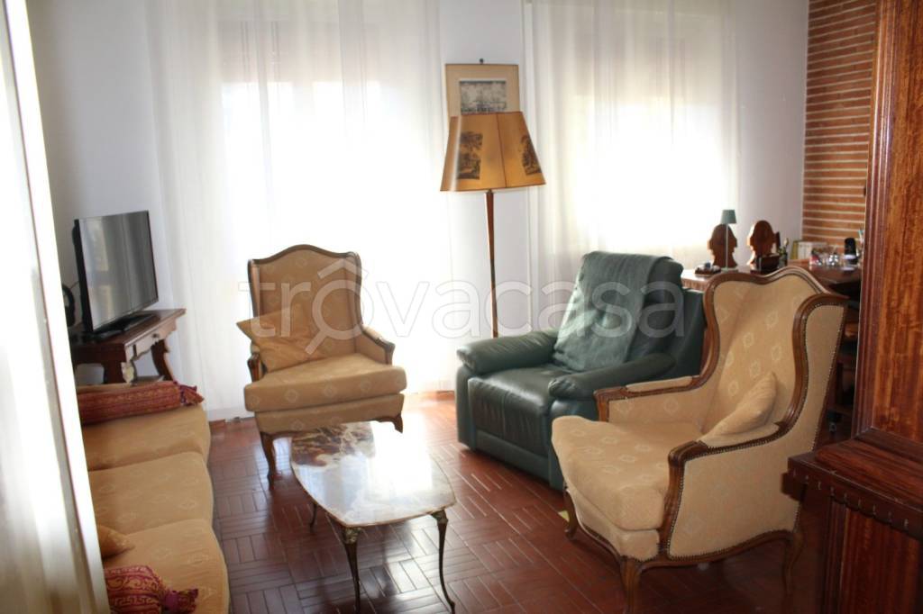 casa indipendente in vendita a Lugo