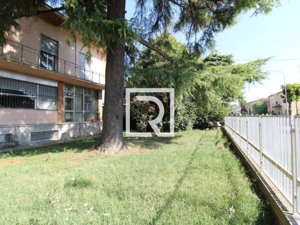 casa indipendente in vendita a Lugo in zona Voltana