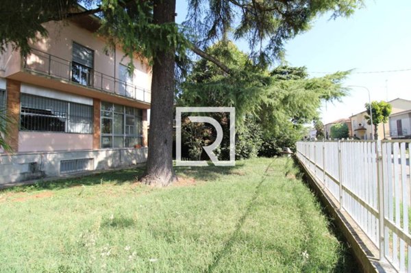 casa indipendente in vendita a Lugo in zona Voltana