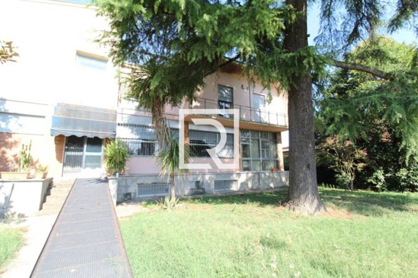 casa indipendente in vendita a Lugo in zona Voltana