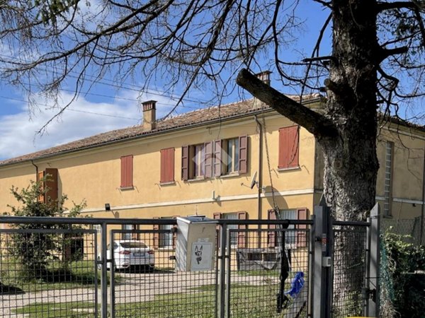 casa indipendente in vendita a Lugo in zona San Lorenzo