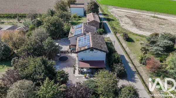 casa indipendente in vendita a Lugo in zona Voltana