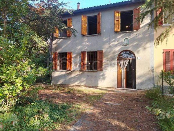 casa indipendente in vendita a Lugo