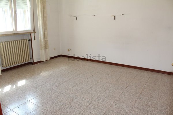 casa indipendente in vendita a Lugo