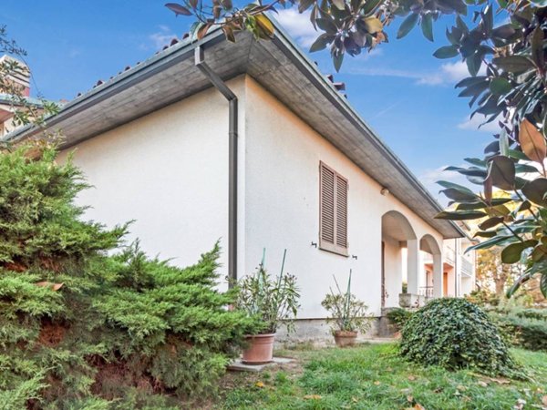 casa indipendente in vendita a Lugo