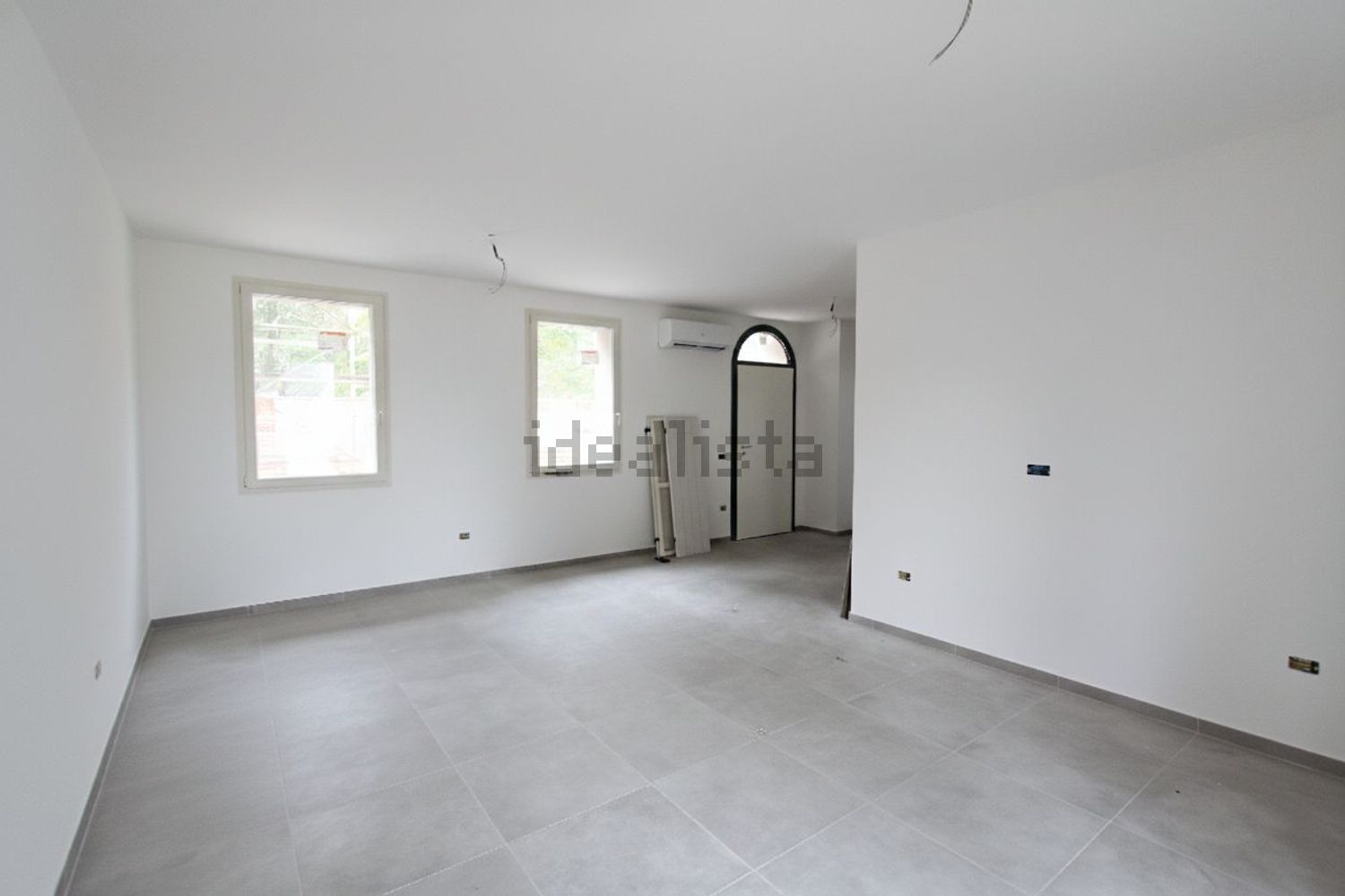 casa indipendente in vendita a Lugo in zona Villa San Martino