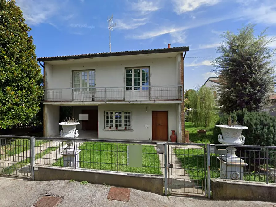 casa indipendente in vendita a Lugo