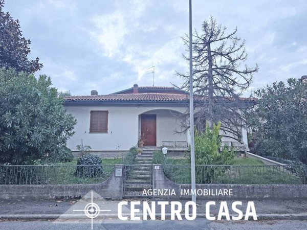 casa indipendente in vendita a Lugo