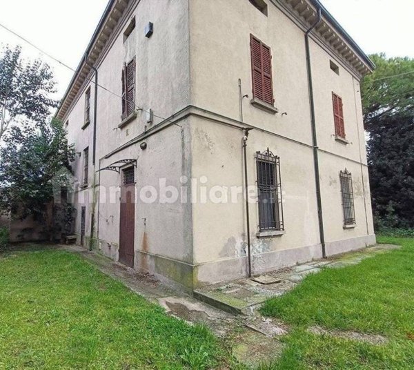 casa indipendente in vendita a Lugo in zona Ascensione