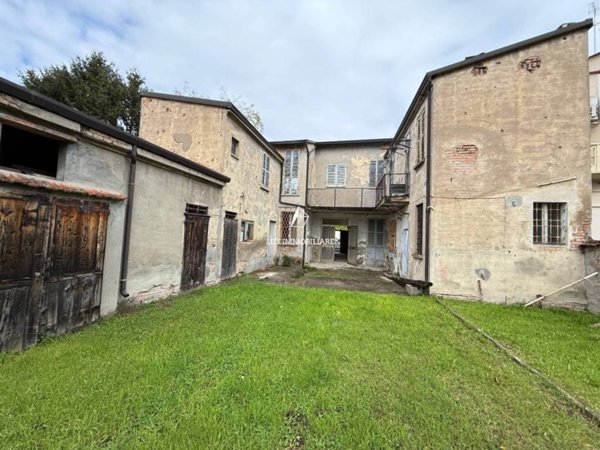 casa indipendente in vendita a Lugo