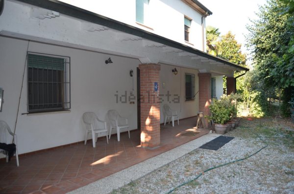 casa indipendente in vendita a Lugo in zona Voltana