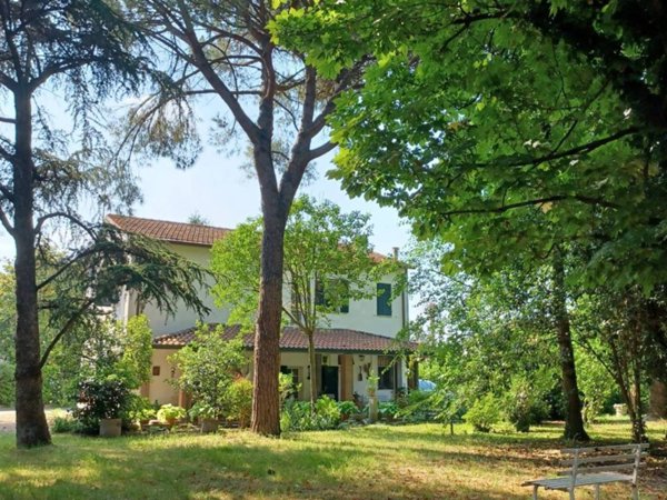 casa indipendente in vendita a Lugo in zona Voltana