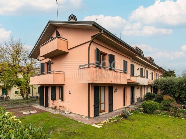 casa indipendente in vendita a Lugo
