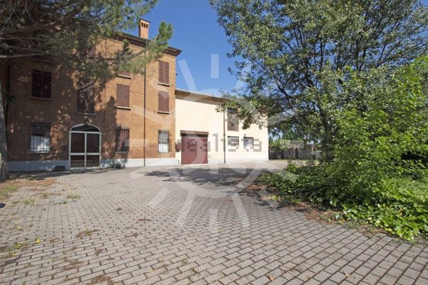 casa indipendente in vendita a Lugo