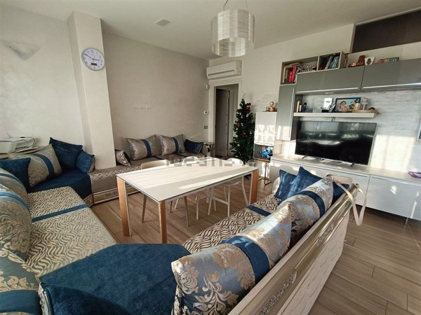 casa indipendente in vendita a Lugo