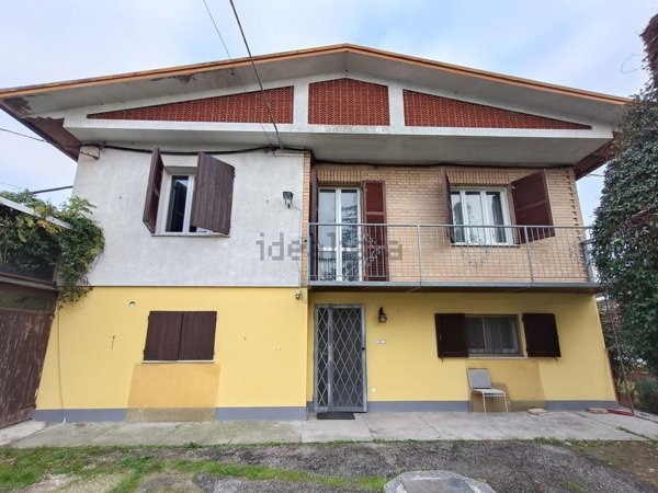 casa indipendente in vendita a Lugo