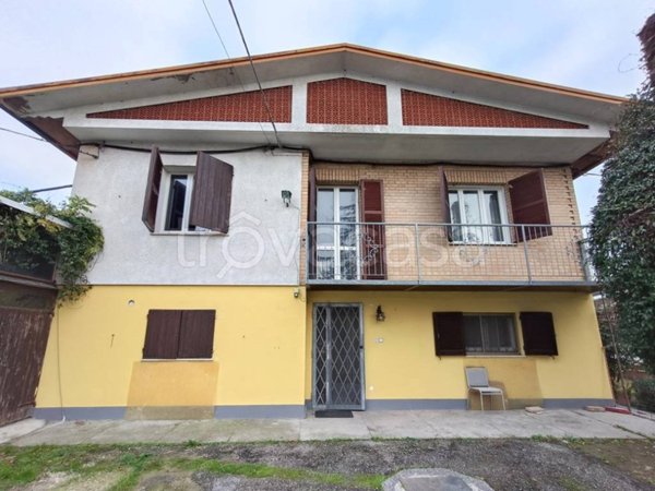 casa indipendente in vendita a Lugo