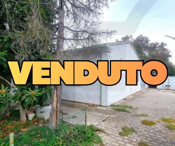 casa indipendente in vendita a Lugo