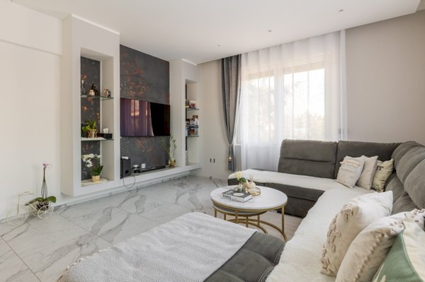 casa indipendente in vendita a Lugo