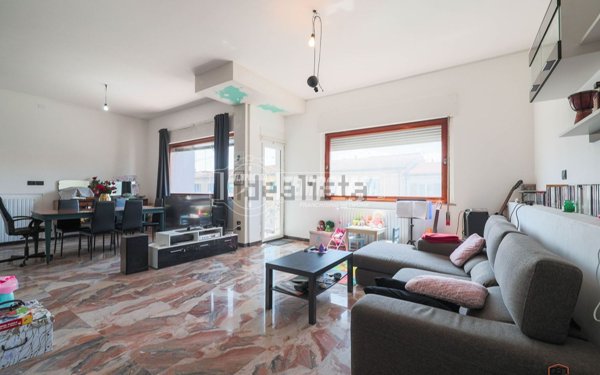 casa indipendente in vendita a Lugo