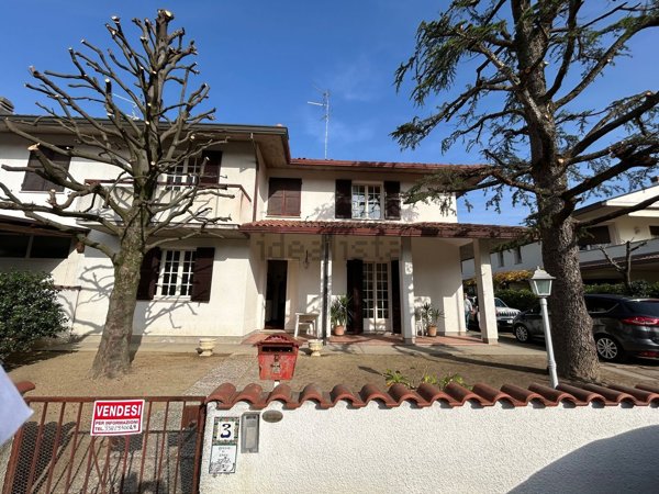 casa indipendente in vendita a Lugo