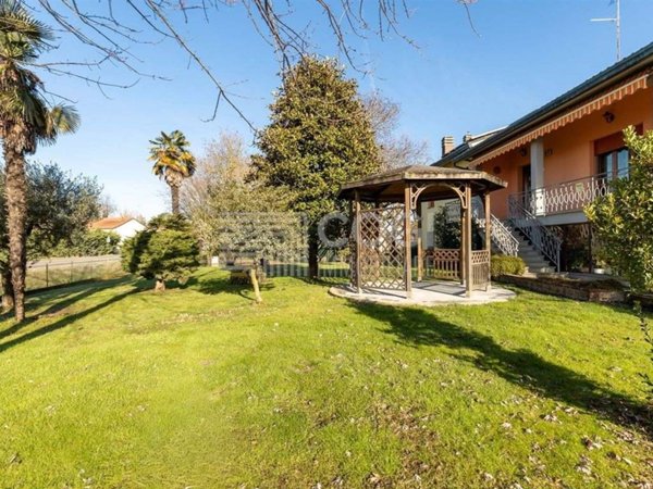 intera palazzina in vendita a Lugo