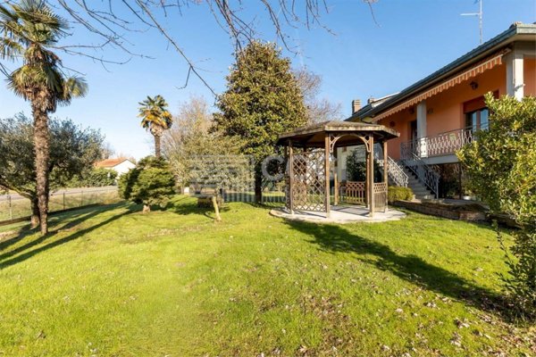 casa indipendente in vendita a Lugo