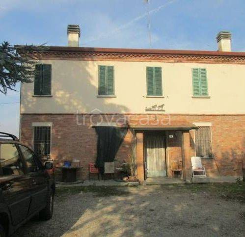 casa indipendente in vendita a Lugo