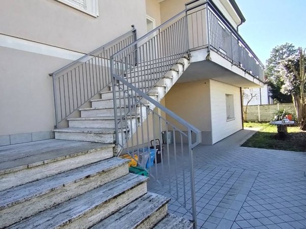 casa indipendente in vendita a Lugo