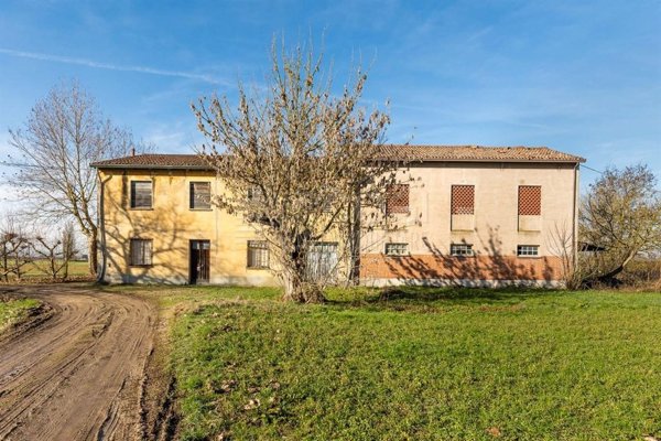 casa indipendente in vendita a Lugo