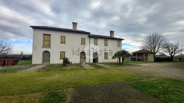 casa indipendente in vendita a Lugo in zona Ascensione