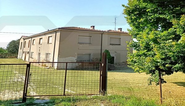 casa indipendente in vendita a Lugo